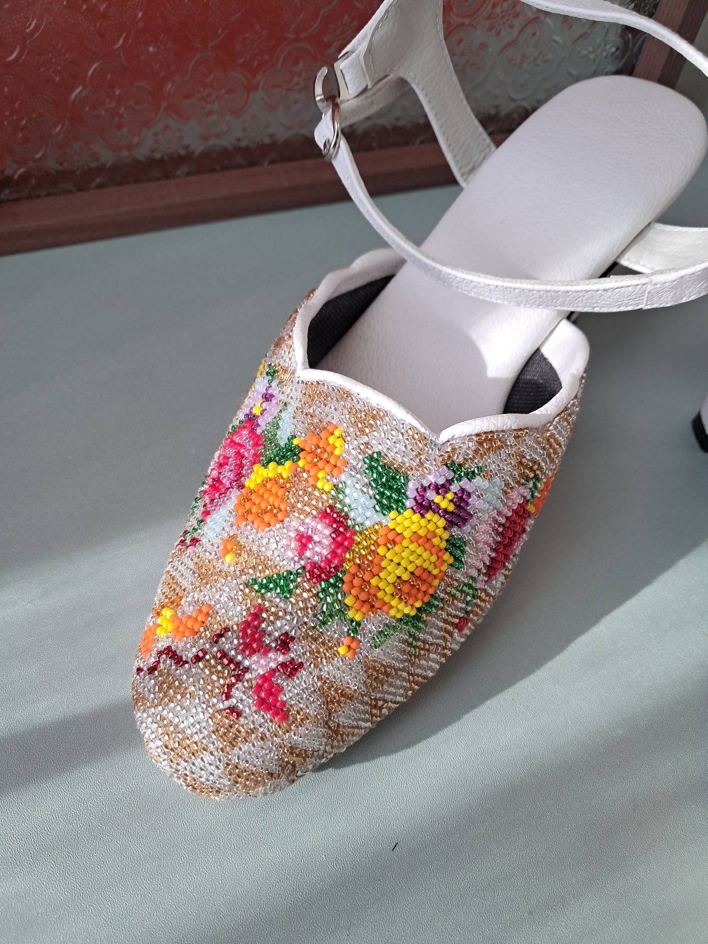 CT015 - Close Toe Big Bead Design
