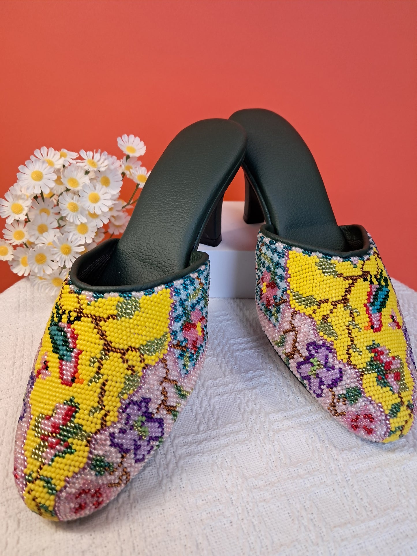 CT055 - Close Toe Big Bead Design