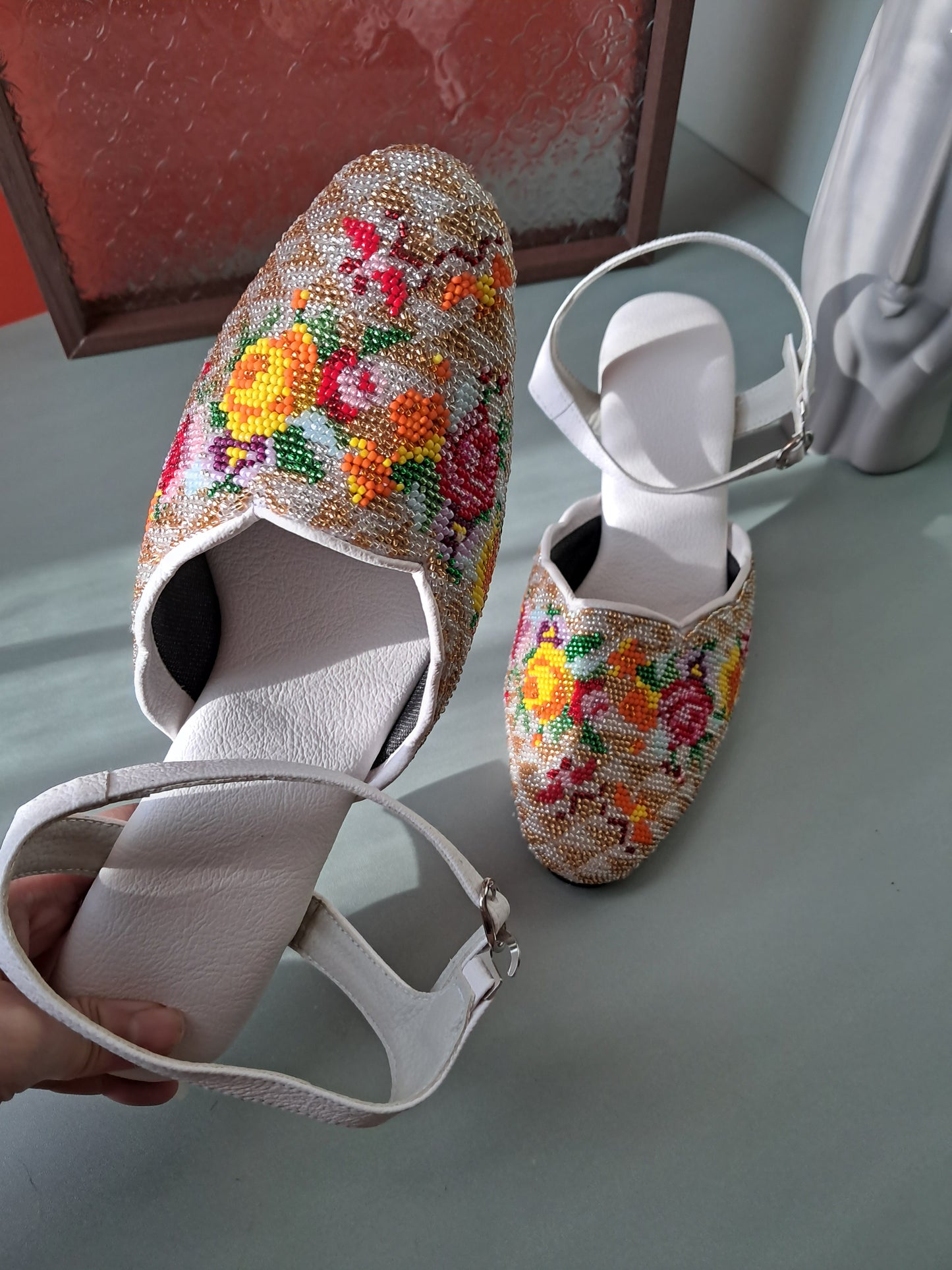CT015 - Close Toe Big Bead Design