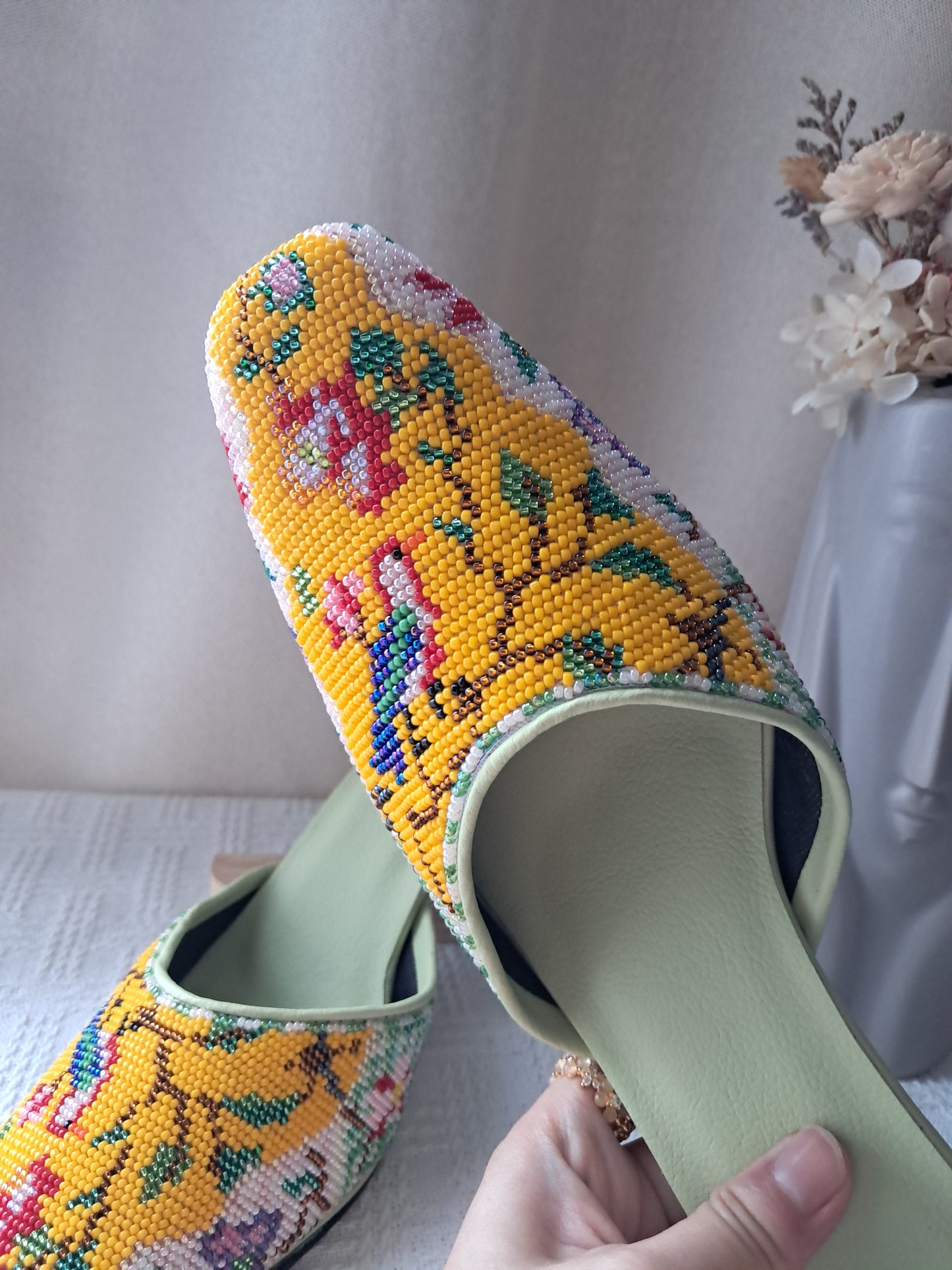 CT055 - Close Toe Big Bead Design
