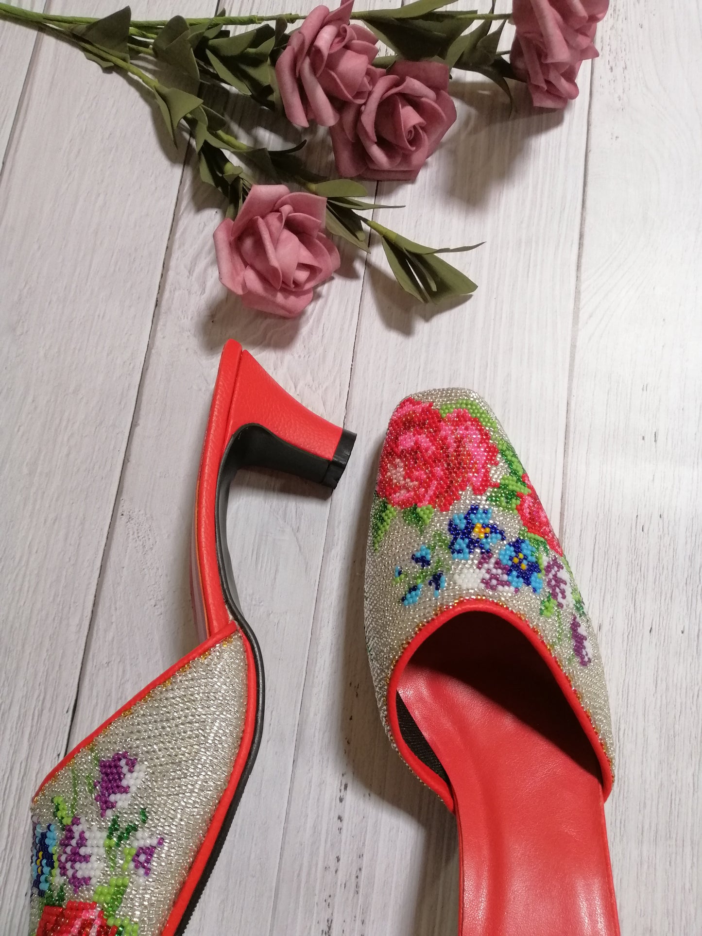 CT026 - Close Toe Big Bead Design