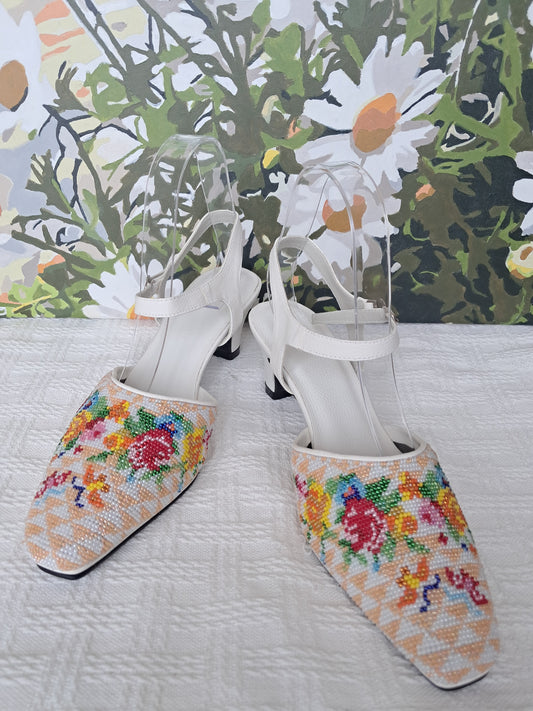 CT015 - Close Toe Big Bead Design