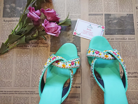 CS002 - Cross Strap Big Bead Design 大珠交叉款