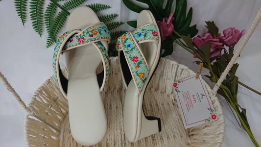 CS014 - Cross Strap Big Bead Design 大珠交叉款