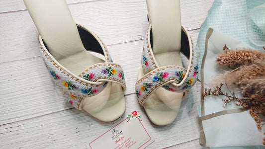 CS035 - Cross Strap Big Bead Design 大珠交叉款