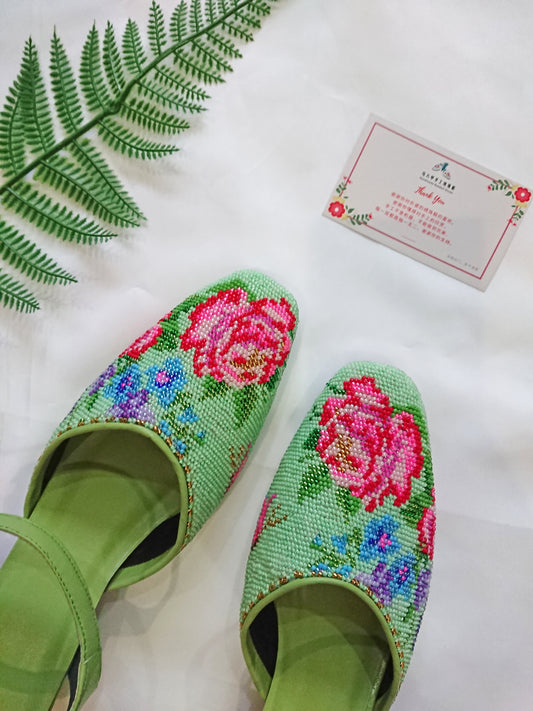 CT020 - Close Toe Big Bead Design